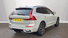 Volvo XC60 2.0 B5P Plus Dark 5dr AWD Geartronic Petrol Estate